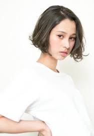 chay 髪型 可愛いをひとりじめ chayの抜け感アップボブとメイクで好感度を上げて bangs バングス 大人ボブ トレンドヘア ヘアスタイリング