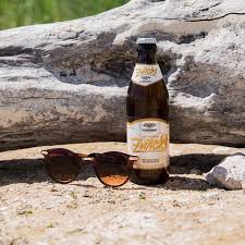 Mal Ganz Ehrlich Was Will Man Mehr Beach Sun Sunny Sea Zwickl Traunstein Schnitzlbaumer Schnitzei Heimatbra Corona Beer Bottle Corona Beer Beer