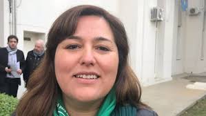Mónica Baeza: "Es urgente otro periodismo en la Patagonia; en Comodoro hay  silencios e hipocresías"