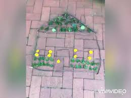 Angehender hausbesitzer optimal geeignet, wenn folgendes auf sie zutrifft in dieser phase werden die pläne in die tat umgesetzt. Ferienspiele Online Landart 2 0 Haus Bauen Youtube