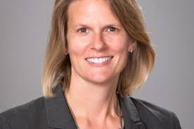 70: Interview with dentist, practice owner, dental writer & speaker, Dr.  Lisa Knowles