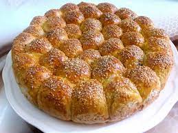 طريقة عمل خلية النحل بحشوات مختلفة Beehive With Different Fillings Middle East Recipes Recipes Dough Recipe
