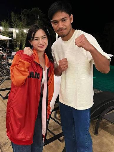 Actress Jillian Ward and boxer Eman Bacosa Pacquiao after Pacquiao's match  at the “Kumong Bol-anon XXIV” event held in Tagbilaran City, Bohol on  Saturday. 🧡🥊😍 📷 Ctto. #fblifestyle