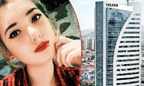 İstanbul'da 29 yaşındaki hemşire şebnem köker, iddiaya göre kadıköy'de kaldığı pansiyonun 5'inci kattaki odasından demir korkuluklar üzerine düşerek can verdi Sule Cet Davasinda Saniklardan Skandal Savunma Tele1