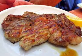 Le costine di maiale ultimamente stanno vivendo un periodo di gloria grazie al barbecue. Braciole Di Vitello Al Forno Cartoccio Con Aromi E Vino Bianco Diredonna