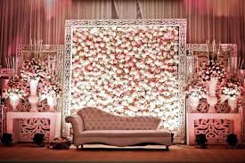 Purva And Sahil Chilled Out Wedding In Delhi With The Cutest Father Daughter Wedding Photos Ever Witty Vows Wedding Reception Backdrop Wedding Backdrop Decorations Reception Backdrop