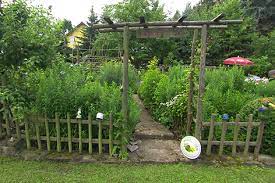 Juni 2021 ist der internationale natur im garten tag und wir setzten einen (kleinen) baum, unser schaugarten hat geöffnet sowie auch die… 30.6.2021 internationaler natur im garten tag 05.06.2021, 08:40 Auszeichnung Fur Natur Im Garten Noe Orf At