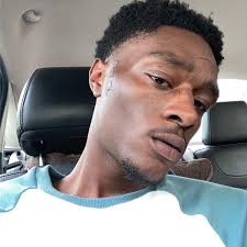 Which one gotta go ? I Say #OLIVEGARDEN