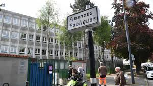 Il suffit de choisir votre département puis. Impots Inutile De Se Deplacer Les Centres Et Tresoreries Restent Fermes