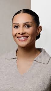 Sophia Cherry's Instagram, Twitter & Facebook