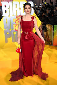 Still married to her husband riley stearns? Mary Elizabeth Winstead Birds Of Prey World Premiere In London Celebmafia