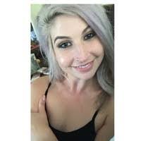 Kayla Scheloske's Instagram, Twitter & Facebook