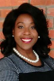 Deanna Hall's Instagram, Twitter & Facebook