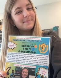 VOTING TIME!! 1. Follow @luckypennynutrition 2. VOTE for Featured Friday  Tea from our new menu coming to Lucky Penny in Hodgenville, KY! 3. Tag 2️⃣  friends! 4. SHARE! 💦 Sinking Springs: BlueBlast