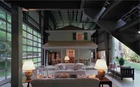 Is there anything i can use to preview images inside a.zip file without extracting the images? Vintage Home Inside A Giant Industrial Shed