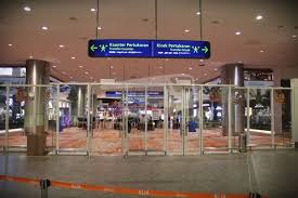 Book multiple flights from airasia for your friends and family, therefore you'd have a good time traveling together. Flight Review Airasia Ak395 Medan To Kuala Lumpur By Airbus A320neo Railtravel Station