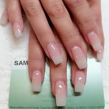 How To Get That Gel Manicure Look At Home Using Regular Nail Polish Cerca Con Google Natural Acrylic Nails Long Square Nails Pretty Nails