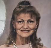 E' morta la professoressa Lella Costetti, stimatissima ex-docente di lingua  francese al liceo Aldo Moro di Reggio Emilia. Avrebbe compiuto 71 anni fra  pochi giorni. Leggi l'articolo  https://www.gazzettadireggio.it/reggio/cronaca/2025/08/21/news/e-morta ...