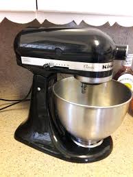 kitchenaid mixer artisan vs classic pro