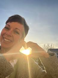 Hi ladies ! I'm Keeley 53 years young .. Still struggling through menopause  but taking each day as it comes have 2 children and 5 grandchildren .  Thanks for the adding me x