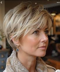 Karen Danzer's Instagram, Twitter & Facebook