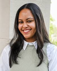 Crystal Irizarry's Instagram, Twitter & Facebook