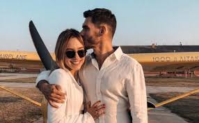 Родился никита добрынин 30 декабря 1987 года в черновцах. Nikita Dobrynin Pohvastalsya Dorogoj Igrushkoj Stoit Kak Celoe Sostoyanie