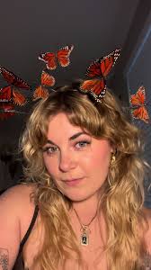 The fastest DIY to turn yourself into a whimsy fairy 🦋👑 only 3 supplies  and 5 minutes there you have it! #butterflycrown