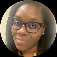 Sharon Dinges's Instagram, Twitter & Facebook