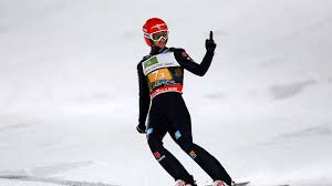 15.02.20 17:50 aktualisiert karl geiger könnte heute sein erstes skifliegen gewinnen. Skispringen Heute Im Liveticker Das Einzelspringen In Engelberg Am Samstag Skispringen