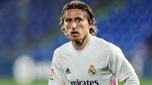 Party table centrepiece, luka modric, tshirt, party, football player png. Perez Reveals Modric New Contract Agreement