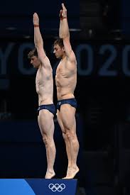1 day ago · the british duo of tom daley and matty lee executed a brilliant forward 4 1/2 somersault in their final dive, scoring 101 points to barely beat out china in. Mxt0edc V9skjm