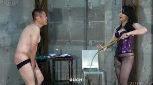 Japanese Femdom Dominatrix Whipping and Handjob - XVIDEOS.COM