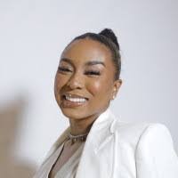 Quiana Cox's Instagram, Twitter & Facebook