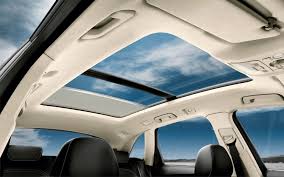 In the camry, toyota calls its rooftop opening a moonroof. Hyundai Sonata Hybrid Questions What Exactly Is The Difference Between A Sunroof A Panoramic Sunro Cargurus