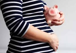 Für die dauer der schutzfristen vor und nach der geburt zahlt die gesetzliche krankenkasse ein sogenanntes mutterschaftsgeld als einkommensersatz an die arbeitnehmerin. Leistungen Der Bkk Herkules Bei Schwangerschaft Und Entbindung