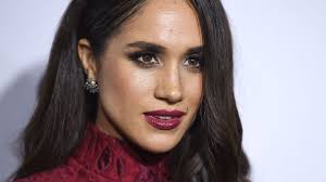 Prince harry and meghan markle are engaged. Meghan Markle S Nose Is Now The Most Popular Plastic Surgery Request Lipstiq Com