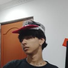 Ethan Quast's Instagram, Twitter & Facebook