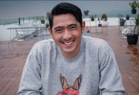 Nama arya saloka saat ini tengah populer. Arya Saloka Home Facebook