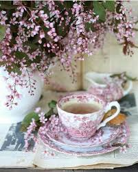 161 Gilla Markeringar 1 Kommentarer Dena Interiores Denainteriores Pa Instagram Bom Domingo Bomdia Bonjour B Flower Tea Pretty Tea Cups Tea Time