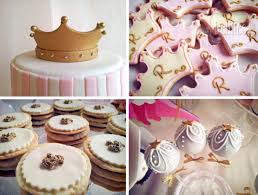 Scopri ricette, idee per la casa, consigli di stile e altre idee da provare. 200 Centros De Mesa Arreglos Y Decoracion Con Coronas De Reina Rey O Princesa