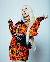 Caption This Best One Wins Female Singers Celebrities Mtv Europe Music Awards