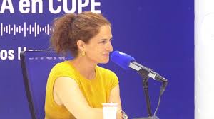 Yasmina khan and kristof cale read the one comment and the