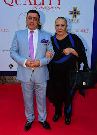 Ailesinin beşinci çocuğu olarak 1961 . Mahmut Tuncer Estetik Yaptiran Esi Isil Tuncer In Son Halini Halil Ergun E Benzetti