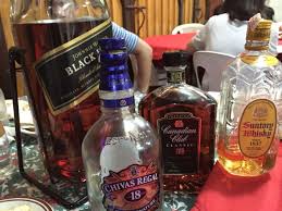 Johnnie Walker Black Label Chivas Regal 18 Canadian Club Classic 12 Suntory Whisky Suntory Whisky Johnnie Walker Black Label Johnnie Walker Black