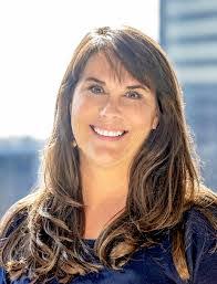 Stephanie Mudd's Instagram, Twitter & Facebook