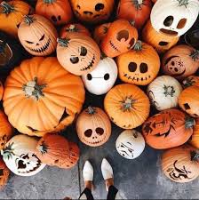 Fall Autumn Leaves Aesthetic A Pumpkin Carving Halloween Pumpkins Carvings Easy Pumpkin Carving
