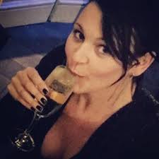 Rachel Johnstone (@Rachyrach_)