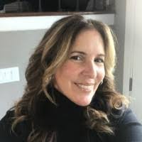 Christine Amaral's Instagram, Twitter & Facebook