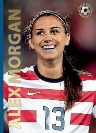 Alex morgan watches her own cover reveal. Alex Morgan World Soccer Legends Jokulsson Illugi Amazon De Bucher